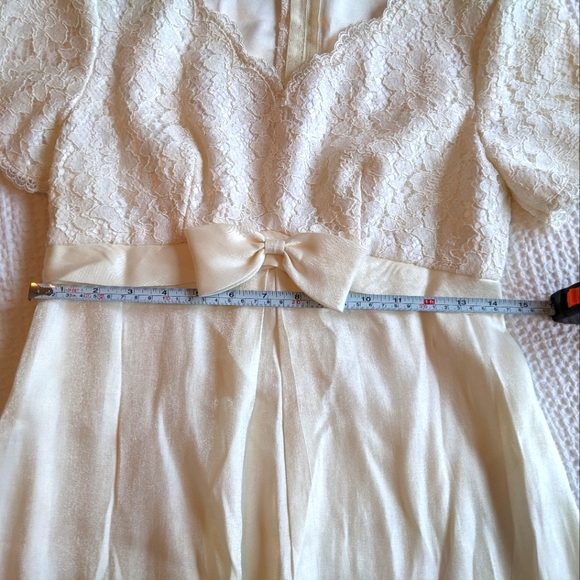 Vintage Ivory Dress, XS/S - Picture 9 of 10